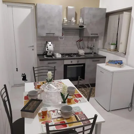 Laloggia House Apartment